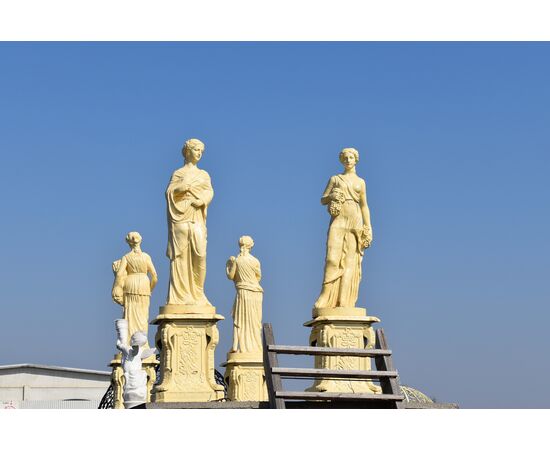 Statue quattro stagioni in ghisa con piedistallo