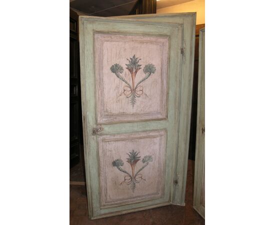 PTL367 - No. 2 Lacquered wooden doors with frame, 18th century, opening cm W 96 x H 202