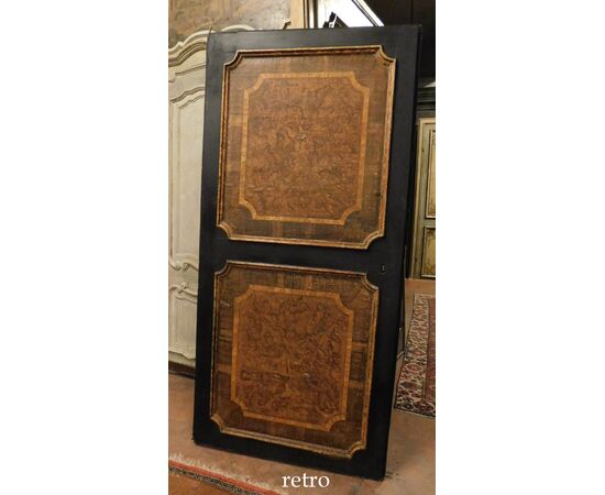 PTL277 - Lacquered door with canvas-covered panels, 18th century, dimensions cm W 100 x H 210