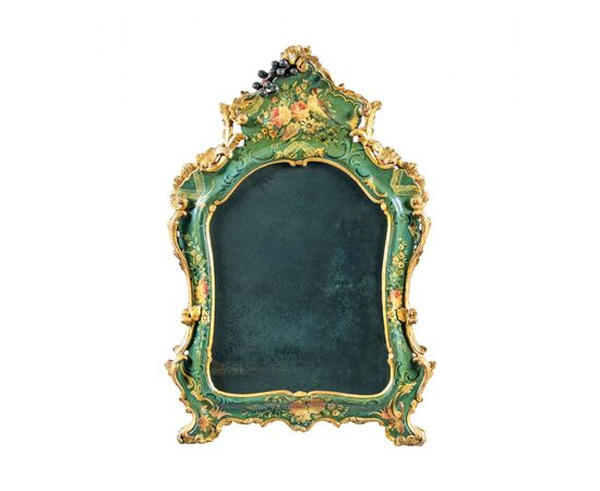 Small carved, lacquered, and painted wooden mirror. Venice, 18th century.