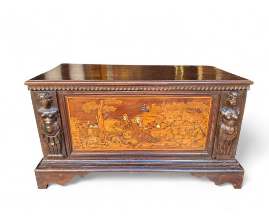 Small inlaid chest