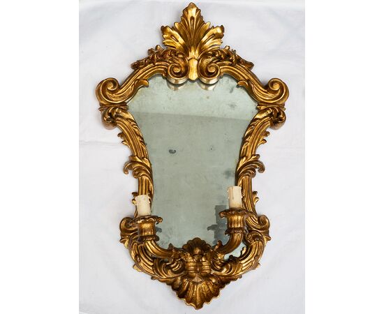 Pair of Louis XV style mirrors/sconces in gilded and carved wood. Venice, 19th century.