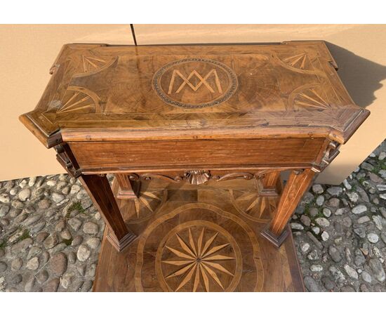 Carved and inlaid wooden prie-dieu. Rome, 18th century.