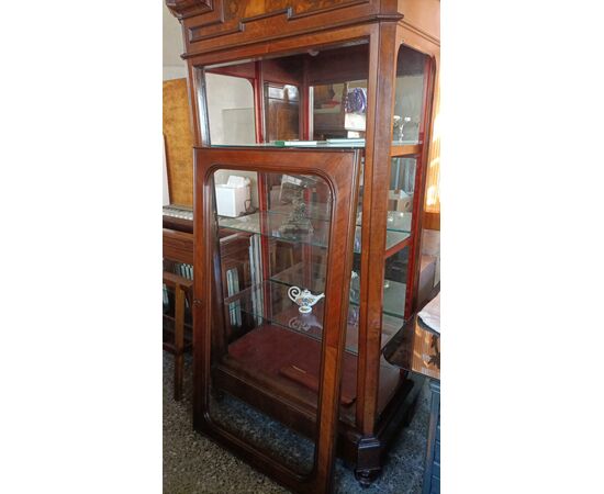 Late 19th century display cabinet
