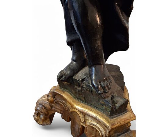 Moretto veneziano in legno laccato