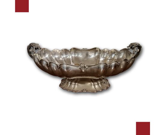LATE 19TH CENTURY SILVER CENTERPIECE