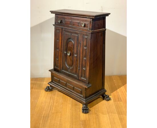 17TH CENTURY CANDLE HOLDER CABINET