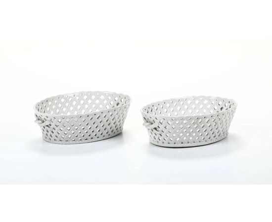 Pair of Ginori porcelain baskets, 18th century
