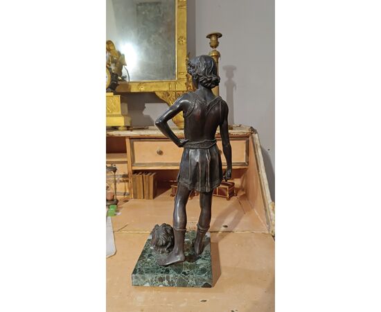 BRONZE SCULPTURE DAVID AND GOLIATH WITH MARBLE BASE LATE 19TH CENTURY