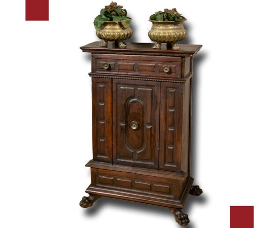 17TH CENTURY CANDLE HOLDER CABINET