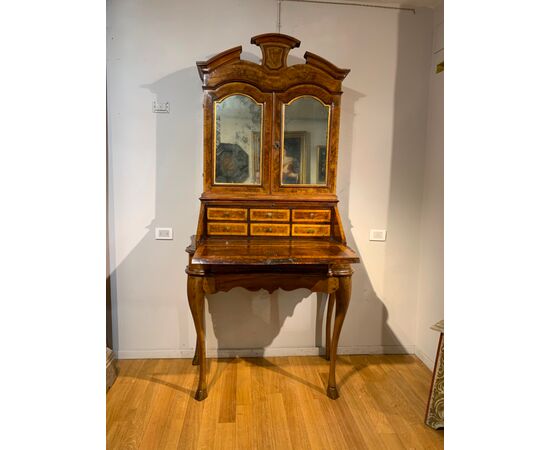Trumeau desk, second half of the 18th century