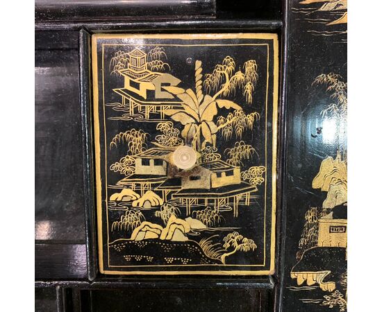 Travel cabinet with three sections, China, Qing Dynasty