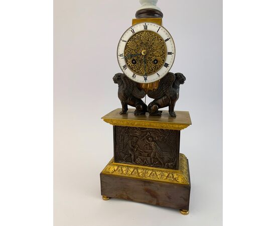 OROLOGIO DA TAVOLO A PENDOLO NAPOLEONE PRIMA META' DEL XIX SECOLO