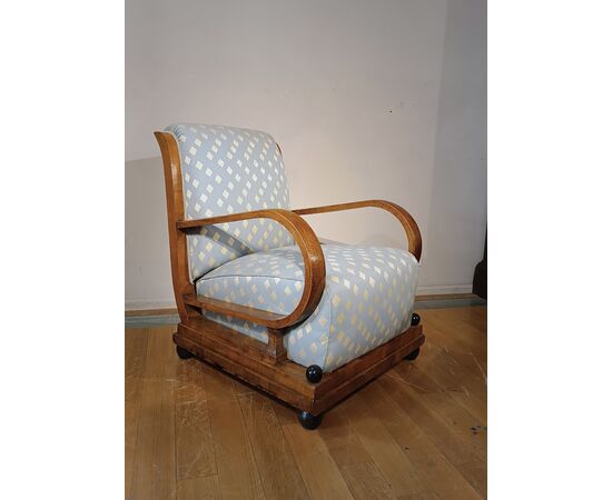 PAIR OF ART DECO ARMCHAIRS