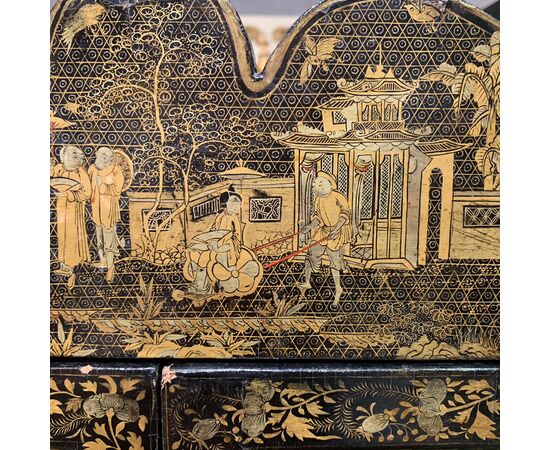 Travel cabinet with three sections, China, Qing Dynasty