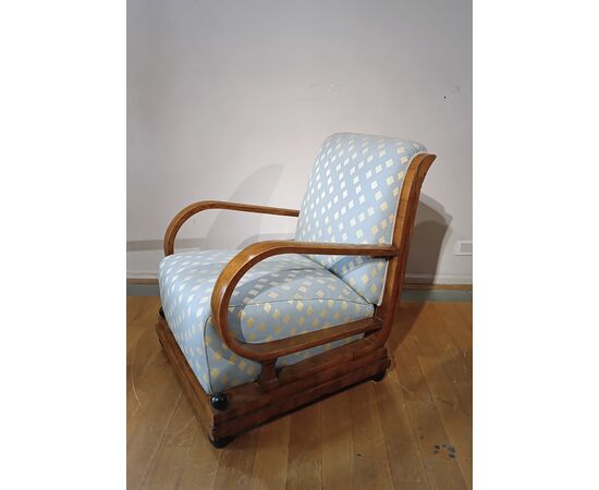 PAIR OF ART DECO ARMCHAIRS