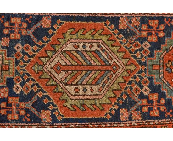 Old HERIZ runner - no. 863 -