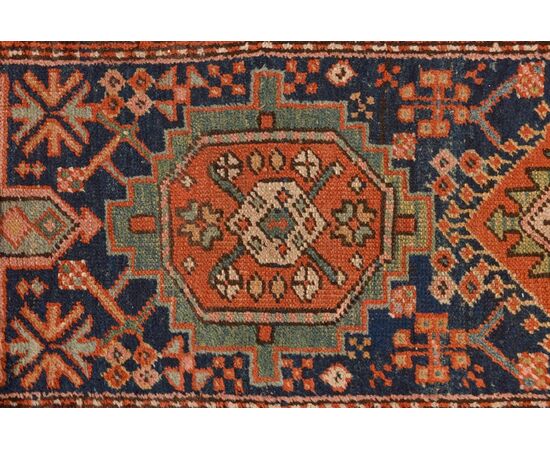 Old HERIZ runner - no. 863 -