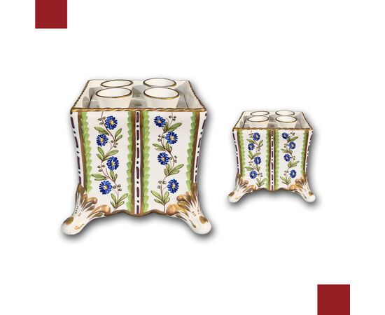 PAIR OF POLYCHROME PORCELAIN FLOWER HOLDERS FIRST 19TH CENTURY