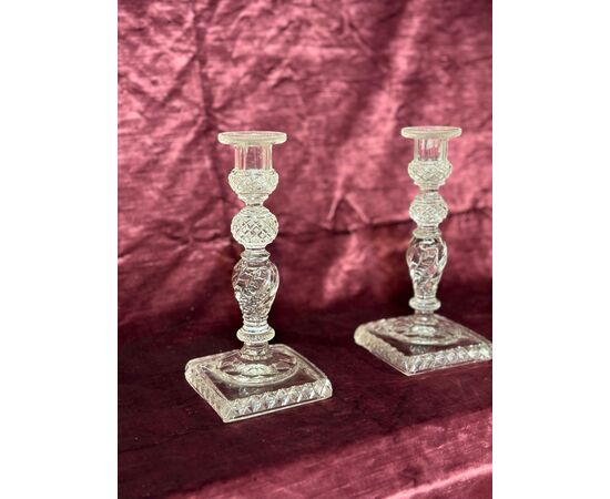 PAIR OF EARLY 20TH CENTURY CRYSTAL CANDLESTICKS