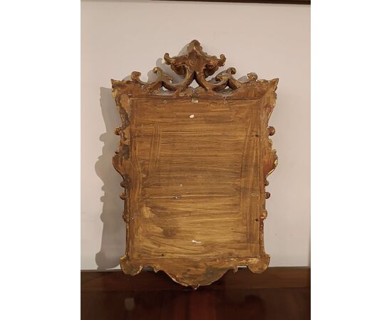 SMALL GILT WOOD MIRROR SECOND HALF 18TH CENTURY