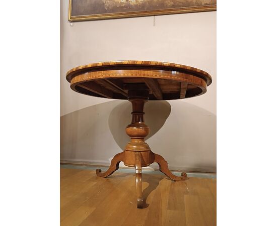 Inlaid Rolo table, first half of the 19th century