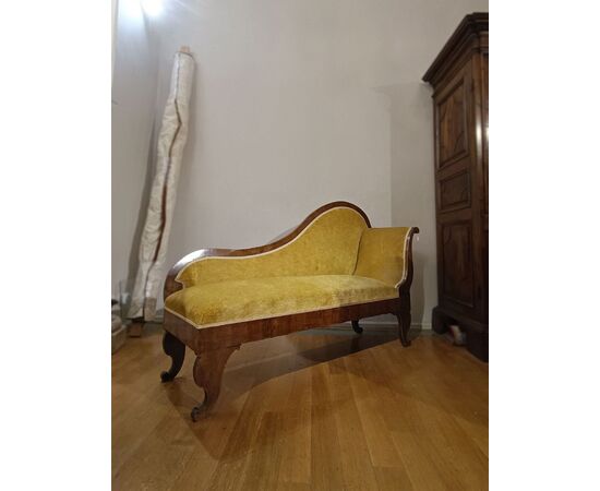 Small Charles X dormeuse, first half of the 19th century.