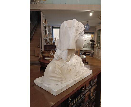 MARBLE BUST OF JOAN OF ARC, FIRST HALF OF THE 19TH CENTURY