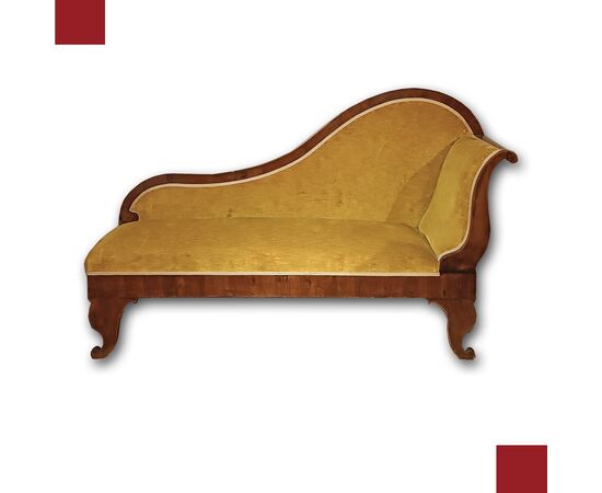 Small Charles X dormeuse, first half of the 19th century.