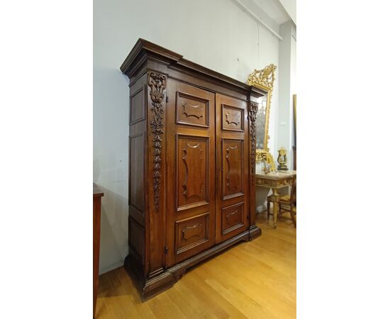 Louis XIV walnut wardrobe, late 17th century