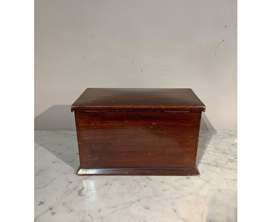 LATE 19TH CENTURY ENGLISH TRAVELING DESK