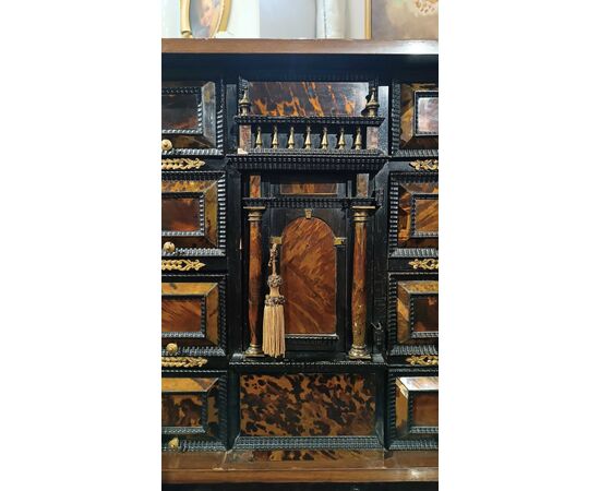 Walnut Monetiere with Finishes from the Early 18th Century