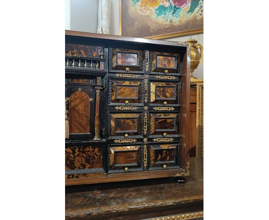 Walnut Monetiere with Finishes from the Early 18th Century