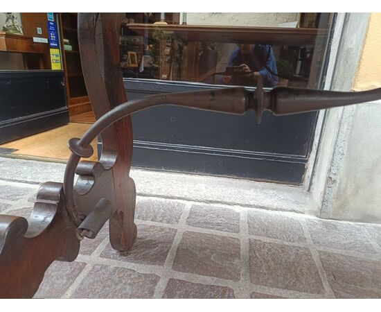 Monk's table