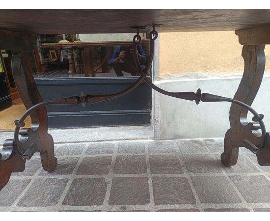 Monk's table