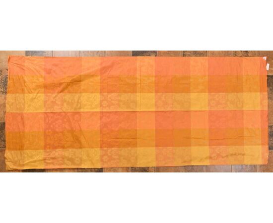 Scottish silk fabric - T/262 -