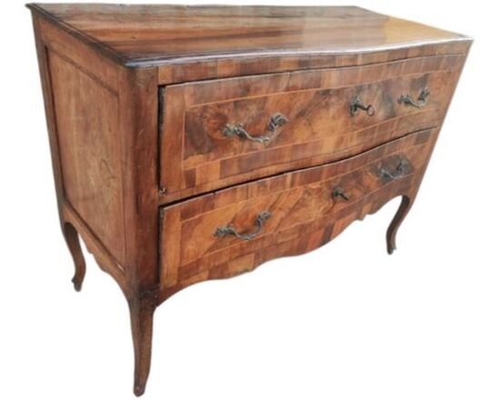 Grazioso ed elegante Cassettone Comoncino Luigi XV Emiliano in noce