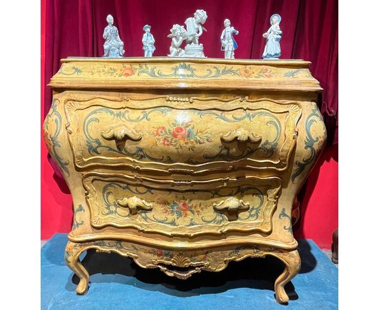 Exceptional lacquered chest of drawers - Venice - 1750 / 1760