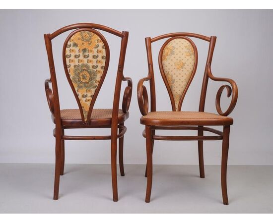 Pair of Thonet model high chairs - M/873.