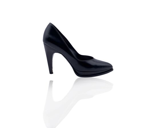 SALVATORE FERRAGAMO Scarpe con Tacco in Pelle Col. Nero 38.5
