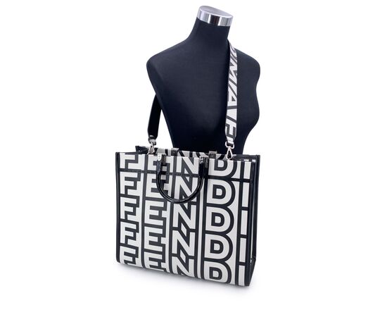 FENDI Borsa Shopper in Pelle Col. Nero Sunshine M