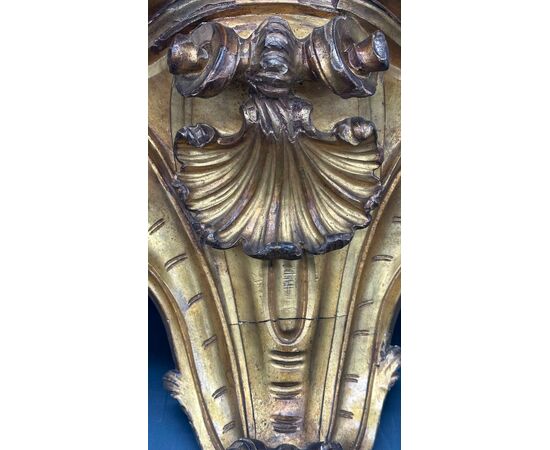 Baroque-style gilded wall shelf – 18th century