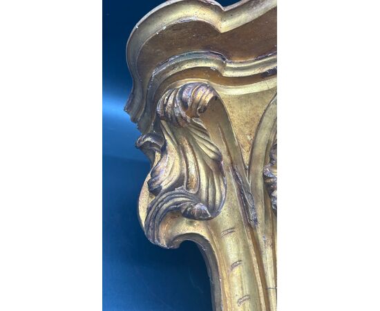 Baroque-style gilded wall shelf – 18th century