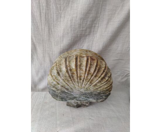 Bellissima acquasantiera in marmo verde venezuela - 28 x 25 cm