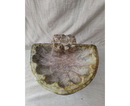 Bellissima acquasantiera in marmo verde venezuela - 28 x 25 cm