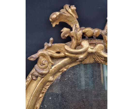 Carved and gilded oval frame – Bologna, early 18th century