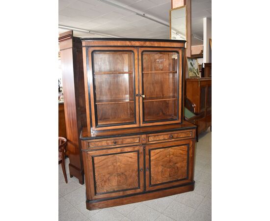 Credenza