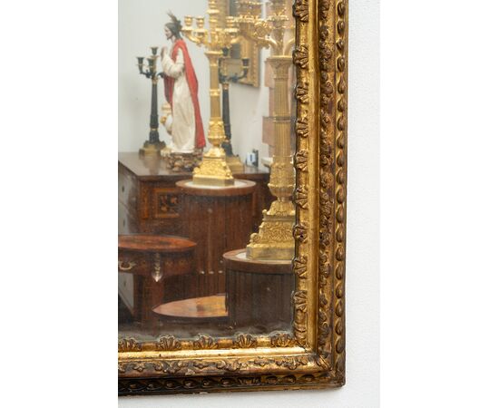 Specchiera antica Luigi XVI Napoletana in legno dorato e intagliato. Periodo XVIII secolo.