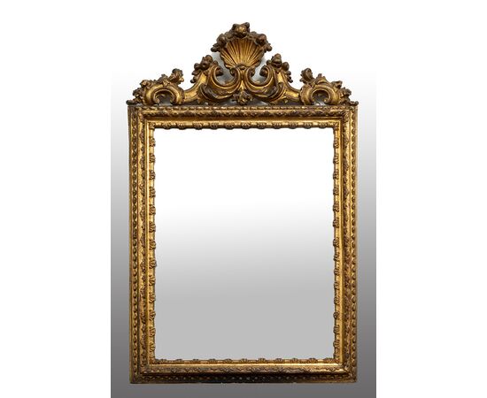 Specchiera antica Luigi XVI Napoletana in legno dorato e intagliato. Periodo XVIII secolo.