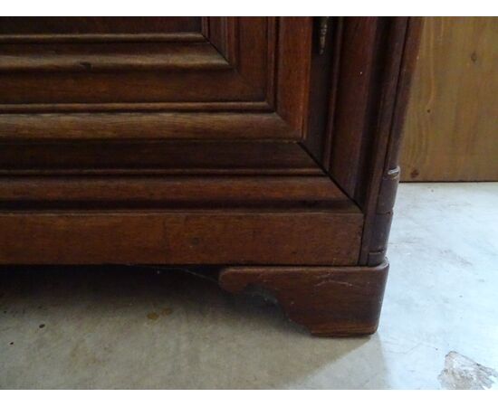 Armadio Luigi XV scolpito in rovere metà 1700 Francia